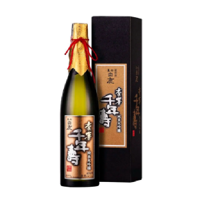 HAKUSHIKA KUROMATSU CHO TOKUSEN JUNMAI DAIGINJO 720ML